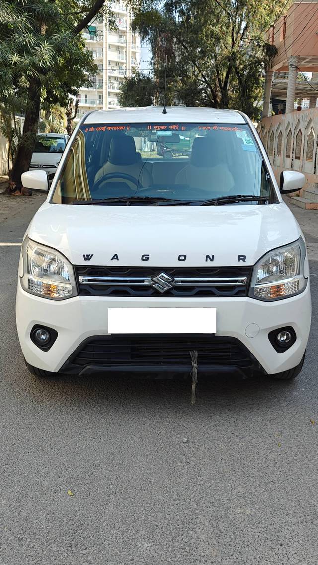 https://images10.gaadi.com/usedcar_image/4262279/original/processed_e76e79bd4a1f065fe45ea480150e13ba.jpg?imwidth=6402