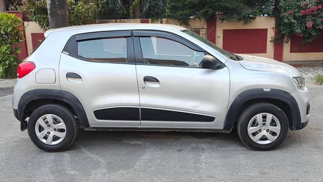 https://images10.gaadi.com/usedcar_image/4262296/original/processed_3dbaadcadbb86a05e075bdc366302274.jpg?imwidth=6401