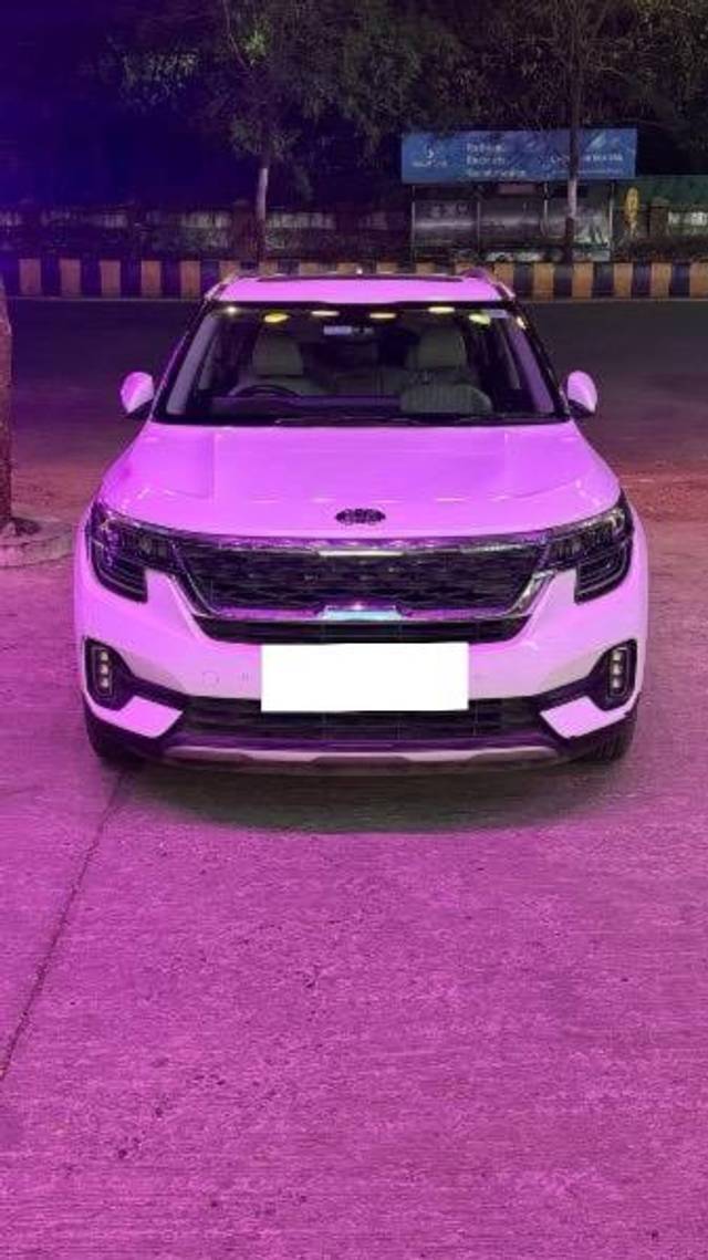 https://images10.gaadi.com/usedcar_image/4262395/original/processed_10f1f086-740a-450b-bc21-4da219f323c6.jpeg?imwidth=6400