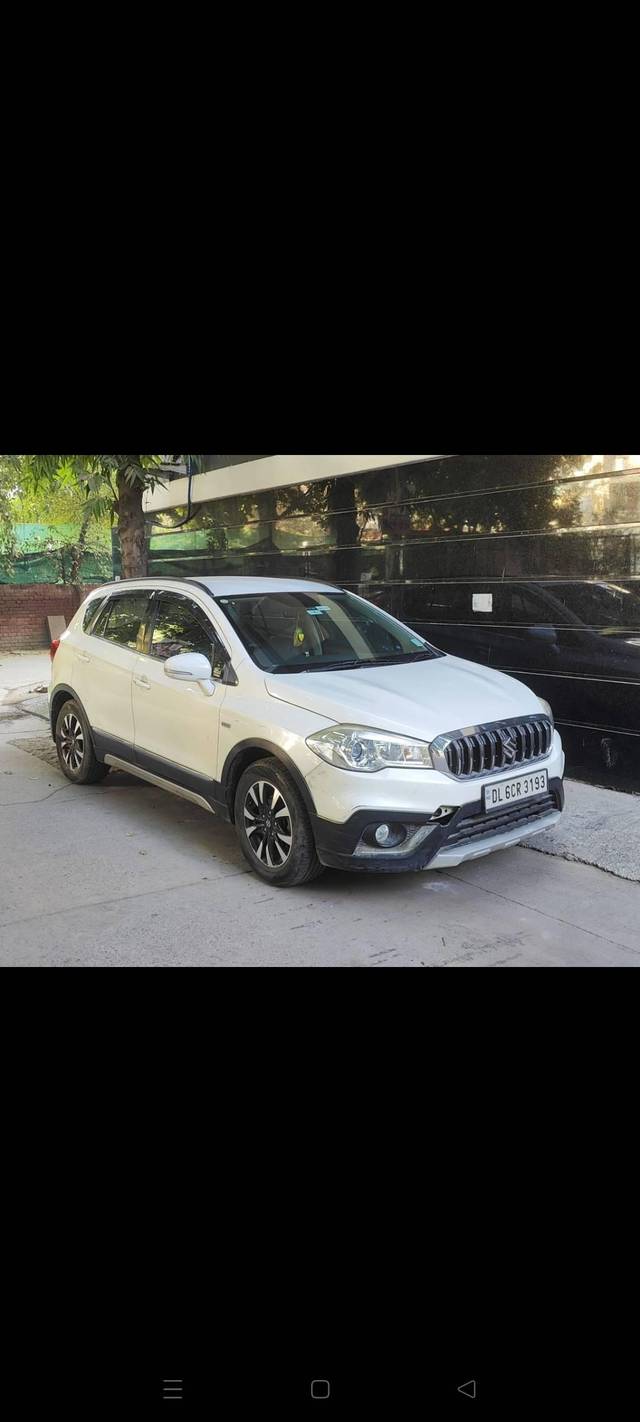 https://images10.gaadi.com/usedcar_image/4262504/original/processed_83d2676e0dc287b935f69ce8af88400f.jpg?imwidth=6401