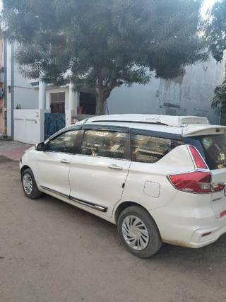 Maruti Ertiga 2015-2022 Maruti Ertiga CNG VXI