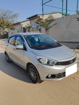 Tata Tigor 2017-2020 Tata Tigor 1.2 Revotron XT