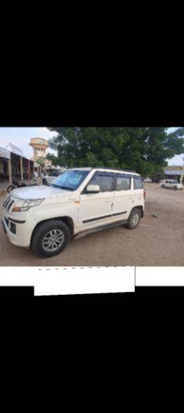 https://images10.gaadi.com/usedcar_image/4262599/original/85baf50dcfe2ab37067fcf268720408c.jpg?imwidth=6402