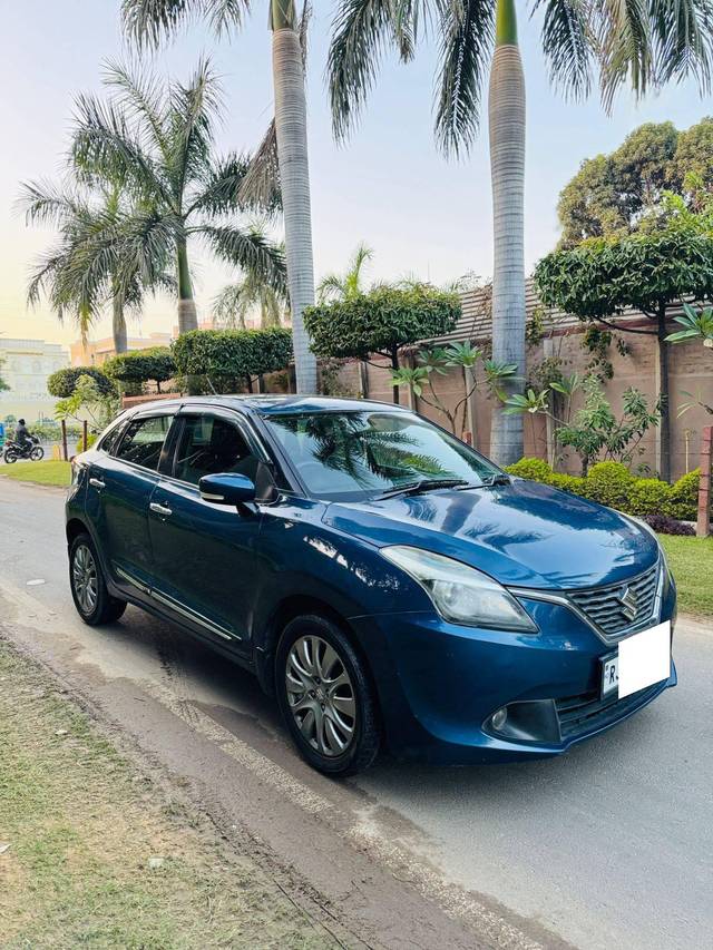 https://images10.gaadi.com/usedcar_image/4262625/original/processed_f24275d56eb8cbe3fda58faa2dbcc6e7.jpg?imwidth=6400