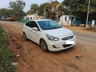 Hyundai Verna 2011-2015 Hyundai Verna 1.6 SX CRDi (O)