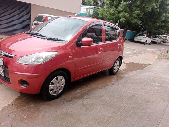 https://images10.gaadi.com/usedcar_image/4262793/original/processed_fbc8544ce1007b2a0a94cd72f094df42.jpg?imwidth=6400