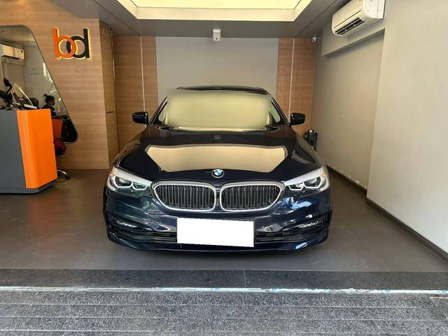 https://images10.gaadi.com/usedcar_image/4262794/original/processed_b017cfbcd38d22fb0518731216cb78de.jpeg?imwidth=6400