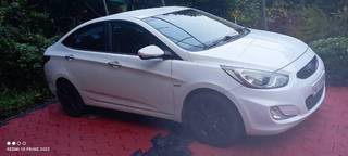 Hyundai Verna 2011-2015 Hyundai Verna 1.6 SX VTVT (O) AT