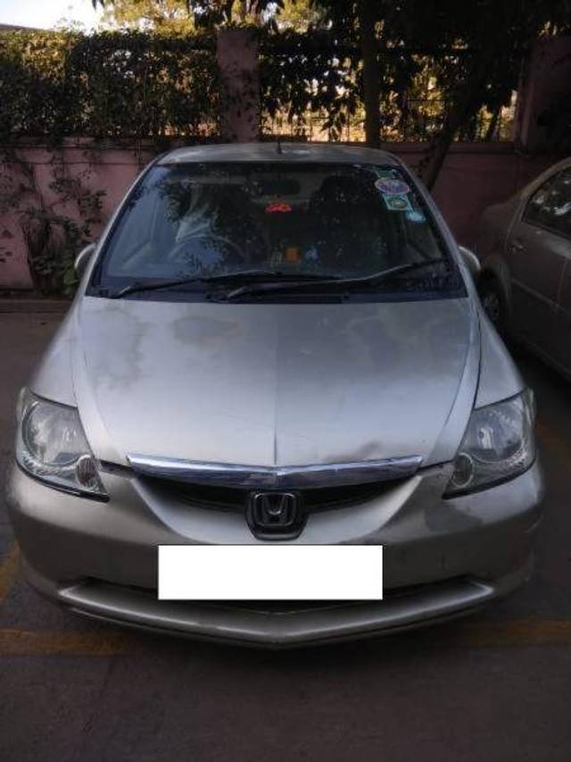 https://images10.gaadi.com/usedcar_image/4262829/original/a069118b623d49b8249542d2c0255a08.jpg?imwidth=6400