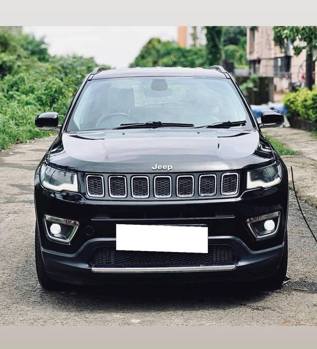 https://images10.gaadi.com/usedcar_image/4262928/original/processed_9efd61a7275bf03eb0590fb8f1836c32.jpeg?imwidth=6402