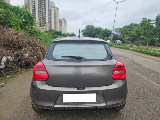 https://images10.gaadi.com/usedcar_image/4263037/original/processed_dfb496afb471b1aef041489f6231d427.jpg?imwidth=6401