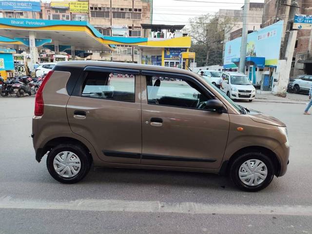 https://images10.gaadi.com/usedcar_image/4263054/original/processed_05d9448878e86d0703b41a55906e1ce9.jpg?imwidth=6401