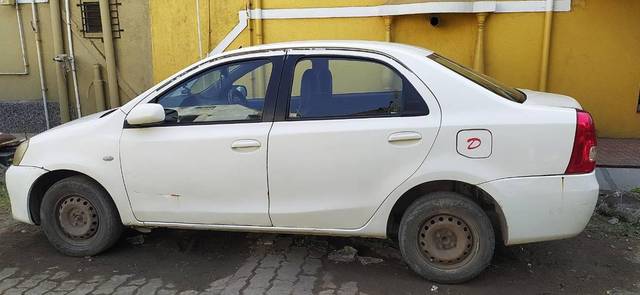 https://images10.gaadi.com/usedcar_image/4263154/original/processed_bbf251c3-adbd-42a6-90fb-3fb8a2d8751f.jpg?imwidth=6400