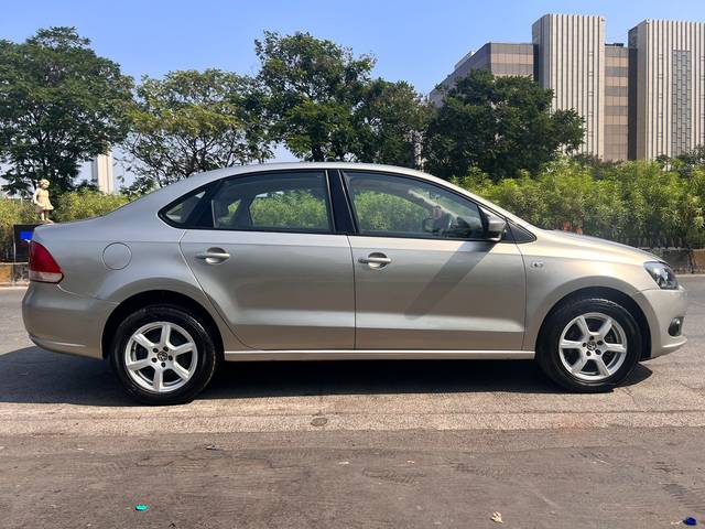 https://images10.gaadi.com/usedcar_image/4263157/original/10dfe2eb2cfb0a8cc2f4f8ea4bde670e.jpeg?imwidth=6401