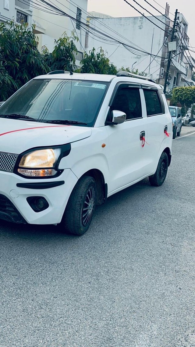 Second-hand 2020 Maruti Wagon R VXI for sale in Varanasi-6