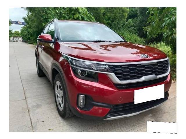 https://images10.gaadi.com/usedcar_image/4263279/original/processed_fe8293fffee6ae3f5e56b02ab6c3fc14.jpg?imwidth=6400