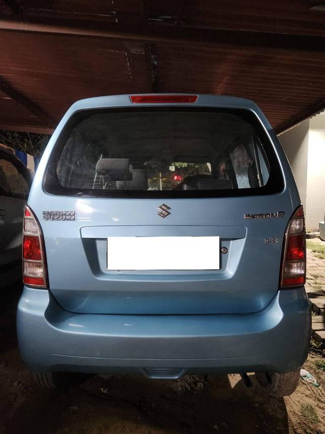 https://images10.gaadi.com/usedcar_image/4263446/original/processed_22ddd6c845e41113d1fada06c854073c.jpg?imwidth=6401