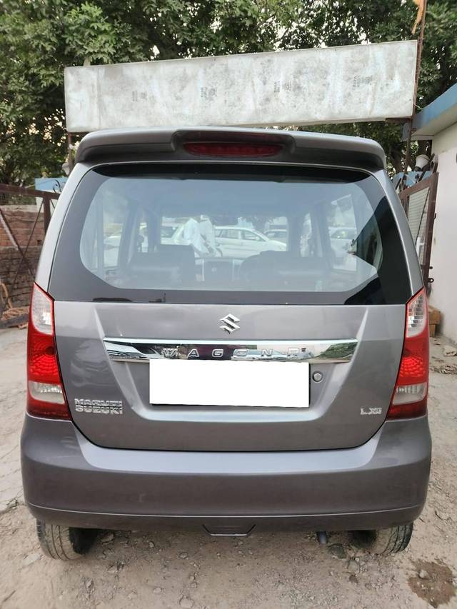 https://images10.gaadi.com/usedcar_image/4263457/original/processed_88d36764b3c0c1b0c13dbc54490746e6.jpg?imwidth=6401