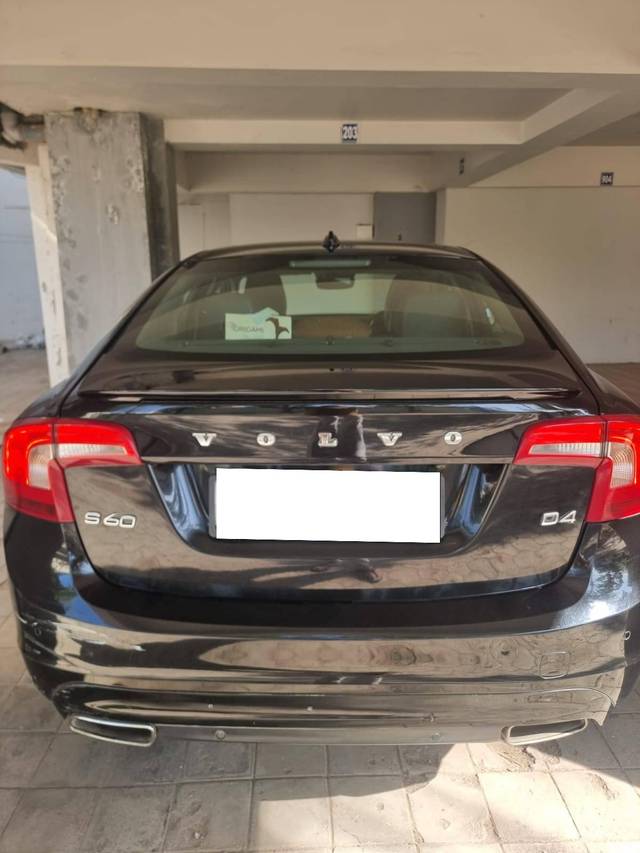 https://images10.gaadi.com/usedcar_image/4263497/original/processed_0bc26300-bc06-47be-91e6-603db7f7bd1b.jpeg?imwidth=6400