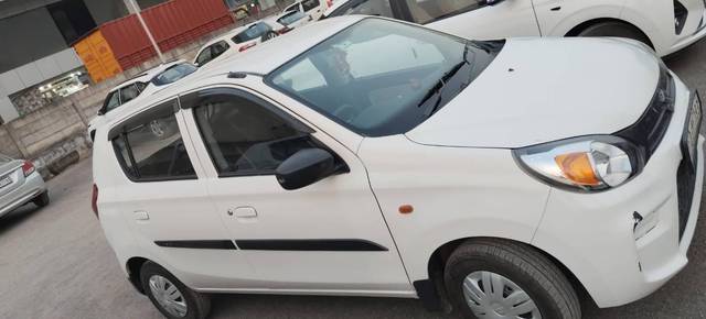 https://images10.gaadi.com/usedcar_image/4263506/original/processed_29f8b163-fb37-4b99-af0e-95c27a8da35e.jpg?imwidth=6400