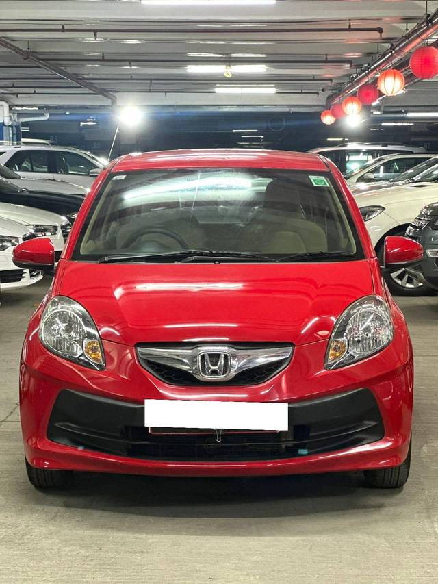 https://images10.gaadi.com/usedcar_image/4263676/original/processed_73c4ed0b5899fe245cee32acffbfd385.jpg?imwidth=6402