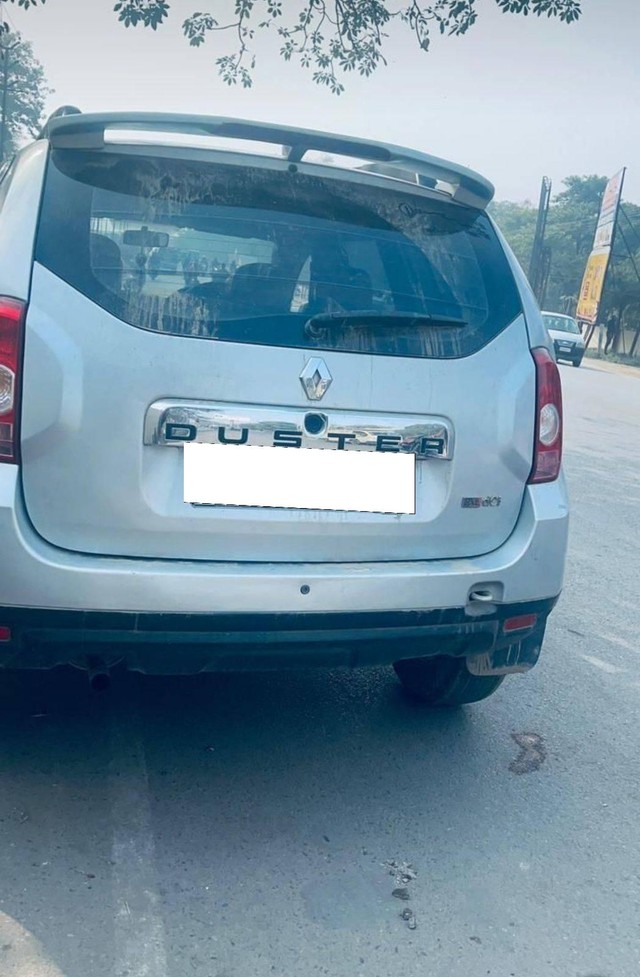 Second-hand 2015 Renault Duster 4x4 for sale in Varanasi-3