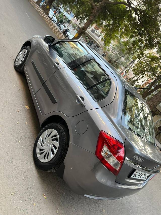 https://images10.gaadi.com/usedcar_image/4263815/original/processed_1c4e06dc48476b58250879c668d59799.jpg?imwidth=6402