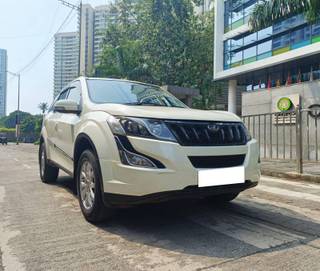 Mahindra XUV500 Mahindra XUV500 AT W10 FWD