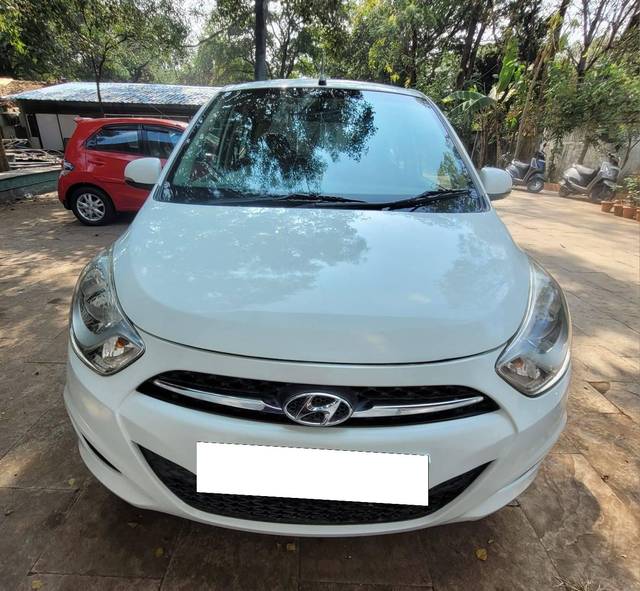 https://images10.gaadi.com/usedcar_image/4263874/original/processed_43fbe605db6da91ce57bb8061afe3a15.jpg?imwidth=6400