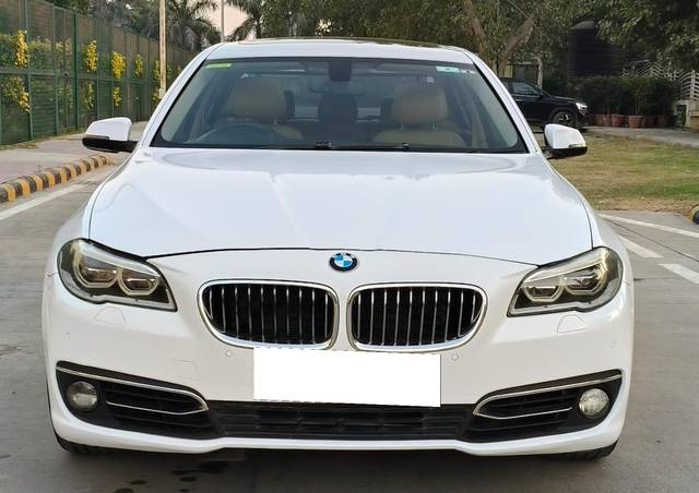 https://images10.gaadi.com/usedcar_image/4263882/original/processed_8e752f1bb8aa52bf6bfcfd9a3da9e7fc.jpg?imwidth=6400