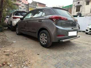 Hyundai Elite i20 2014-2017 Hyundai i20 Sportz 1.4 CRDi