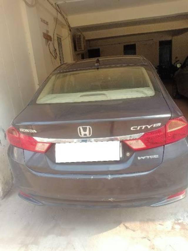 https://images10.gaadi.com/usedcar_image/4264033/original/processed_0472356f-ec48-4bc7-9ac3-aca3e5cc5376.jpg?imwidth=6400