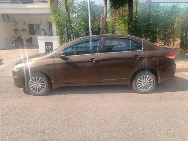 https://images10.gaadi.com/usedcar_image/4264047/original/processed_c7f26b5d-60d9-45fe-8ccc-ea0cab06372a.jpg?imwidth=6402