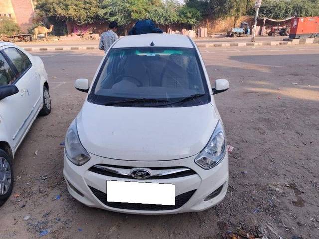 https://images10.gaadi.com/usedcar_image/4264096/original/8a7234da90cb791e3c790896465d3ac4.jpg?imwidth=6402