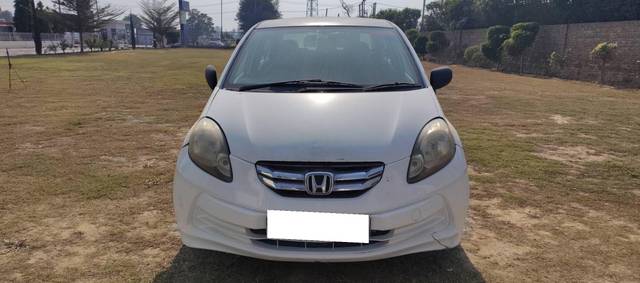 https://images10.gaadi.com/usedcar_image/4264106/original/processed_25a59dd3d507ce2ffa36e0e7829ec421.jpg?imwidth=6400