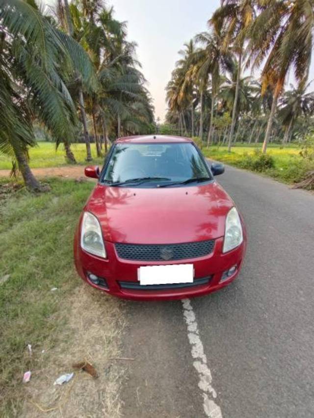 https://images10.gaadi.com/usedcar_image/4264141/original/processed_4b85906c-7658-43eb-a476-5321839096ce.jpg?imwidth=6401