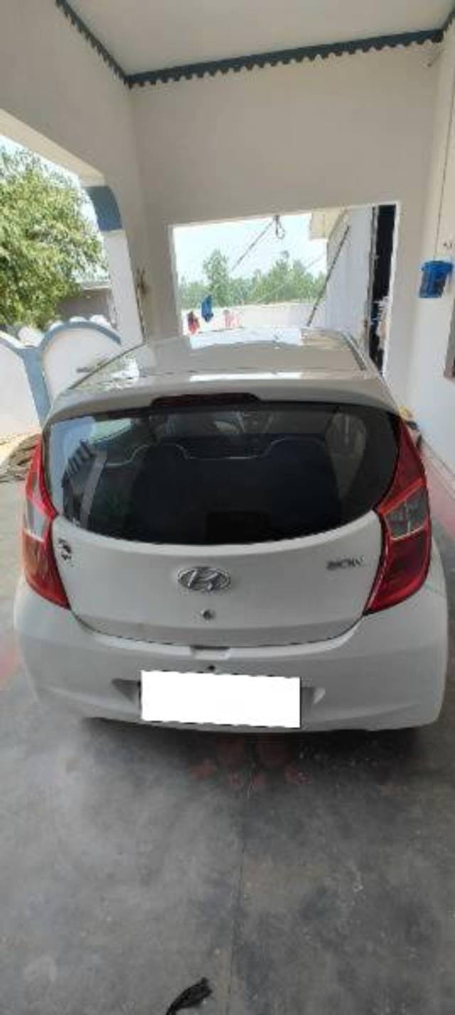 https://images10.gaadi.com/usedcar_image/4264232/original/processed_46198216-6ad2-4563-86d9-5260e6a6a332.jpg?imwidth=6402