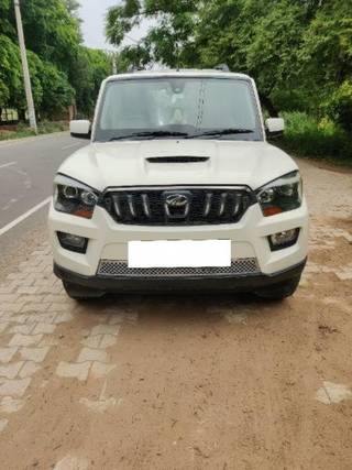 Mahindra Scorpio 2014-2022 Mahindra Scorpio 1.99 S10