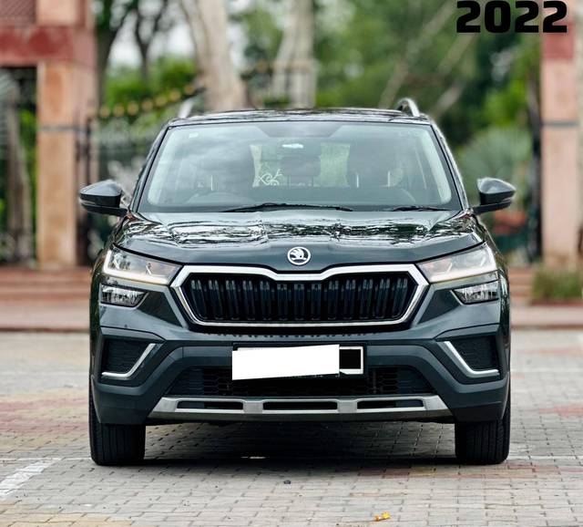 https://images10.gaadi.com/usedcar_image/4264261/original/processed_71738d020d70e98c083f310770d484c8.jpg?imwidth=6400