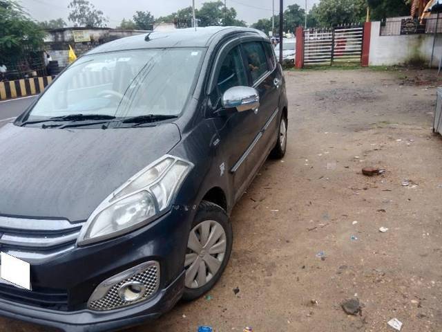 https://images10.gaadi.com/usedcar_image/4264396/original/processed_50b3c7a3-1ab9-49dd-ae24-f299a17ec7e1.jpg?imwidth=6402