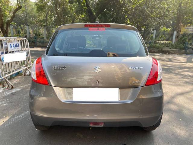 https://images10.gaadi.com/usedcar_image/4264482/original/processed_5edf820708cc19fbeb4c7c4649b3e438.jpg?imwidth=6401