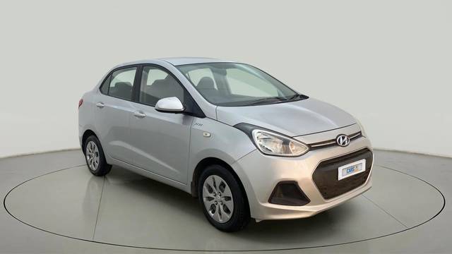 https://images10.gaadi.com/usedcar_image/4264499/original/187b87a7efeddd62fc9fe3a616759e01.jpg?imwidth=6400