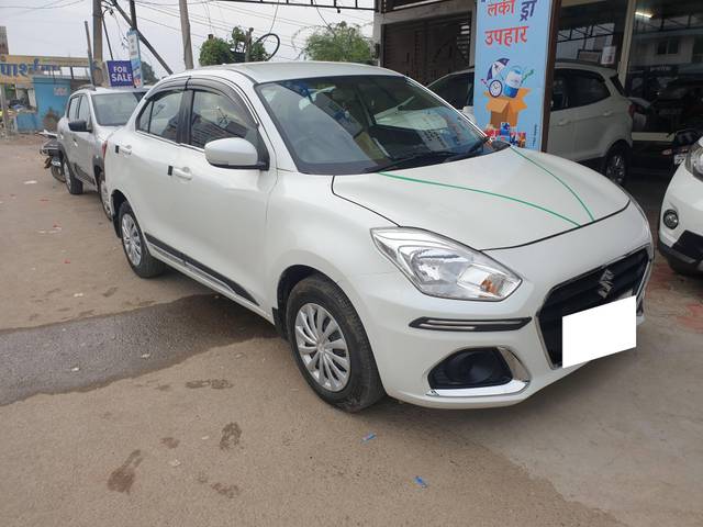 https://images10.gaadi.com/usedcar_image/4264511/original/processed_367a6cf13784bad21ce55b0794f39aff.jpg?imwidth=6400