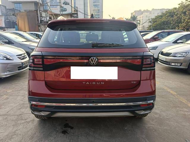 https://images10.gaadi.com/usedcar_image/4264520/original/processed_0322b674126ec167d9ab805a71ecfee2.jpg?imwidth=6401