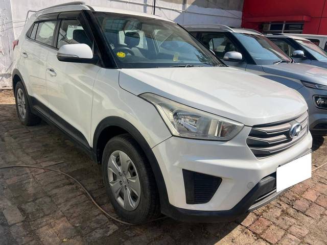 https://images10.gaadi.com/usedcar_image/4264532/original/processed_7518cfb904f090e953d1a27b6d3acb93.jpg?imwidth=6400