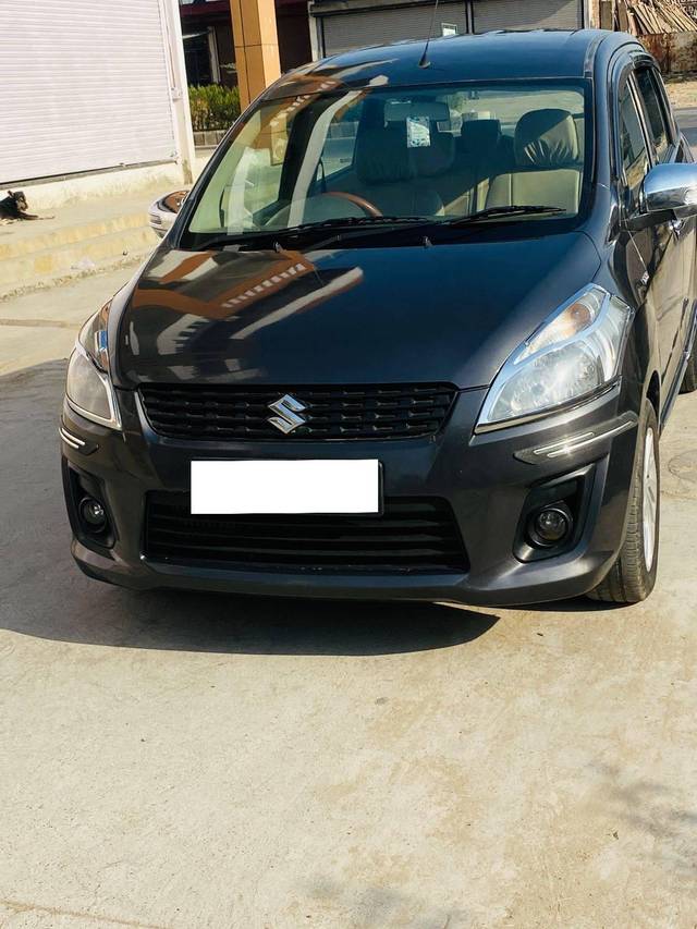 https://images10.gaadi.com/usedcar_image/4264545/original/processed_231de0a03720b79fe0d4e6db5f263d09.jpg?imwidth=6402