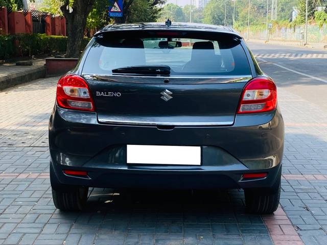 https://images10.gaadi.com/usedcar_image/4264566/original/processed_100113c5f7563f4166a4e12e813af691.jpg?imwidth=6402