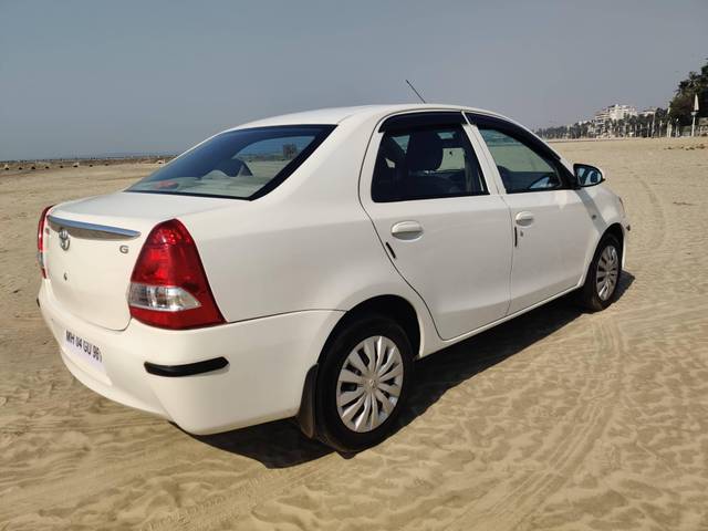 https://images10.gaadi.com/usedcar_image/4264747/original/processed_6fbe6b9b0d1a8e04dcd6830484ef0b23.jpg?imwidth=6402