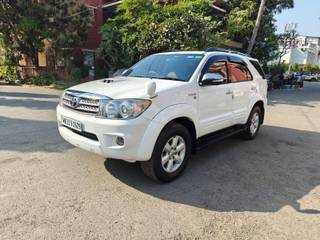 Toyota Fortuner 2011-2016 Toyota Fortuner 4x4 MT