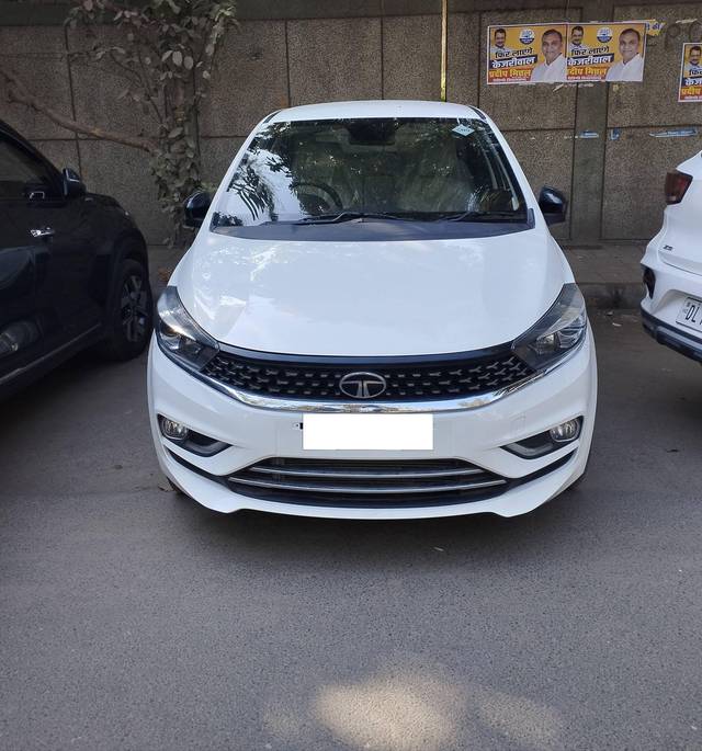 https://images10.gaadi.com/usedcar_image/4264799/original/processed_785d01ca11a2e704ec1637a34eed8abc.jpg?imwidth=6401